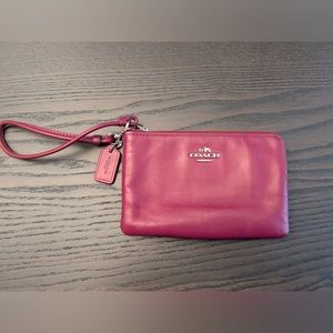 Coach Zipper Wristlet